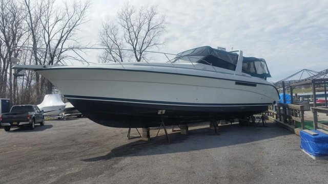 1992 Silverton 38 Express